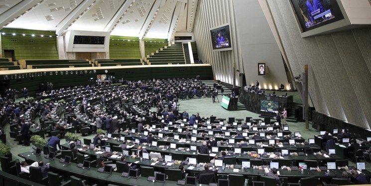 ۴ وزیر پزشکیان در صف استیضاح / چرا مجلسی ها آرام و قرار ندارند؟