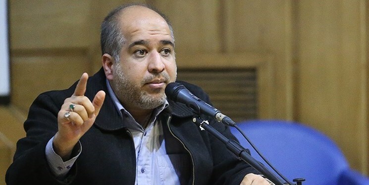 آذری جهرمی به دلیل رابطه خویشاوندی وزیر ارتباطات شد