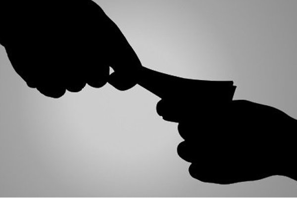 پشت پرده فساد ۱۱۰۰ میلیارد تومانی وزیر پیشین کشاورزی چیست؟ / وزیر دستور فروش کالاهایی را داد که اصلاً خریداری و وارد کشور نشده‌ بود