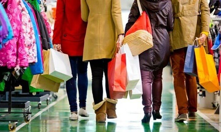 پوشاک استوک و تاناکورا، تولید داخلی را زمین زد