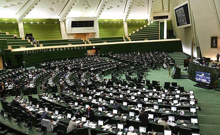 «فسادستيزي» شعار كانديداهاي خانه ‌ملت در سراسر كشور!! / ماهیت نمایندگان مجلس از «وكيل‌المله» به «وكيل‌الدوله» تغییر کرده!