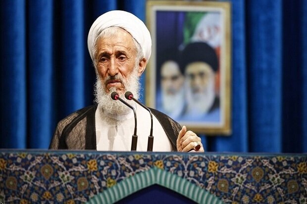 واکنش امام جمعه موقت تهران به جنجال زمین خواری: امضای من جعل شده!