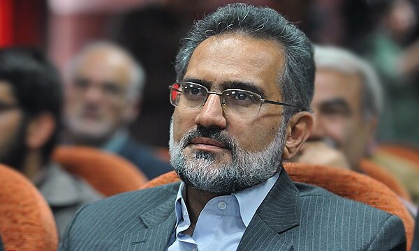 عملا تهران چند سال است که پنجشنبه‌ها تعطیل است و هیچ مشکلی هم به وجود نیامده!