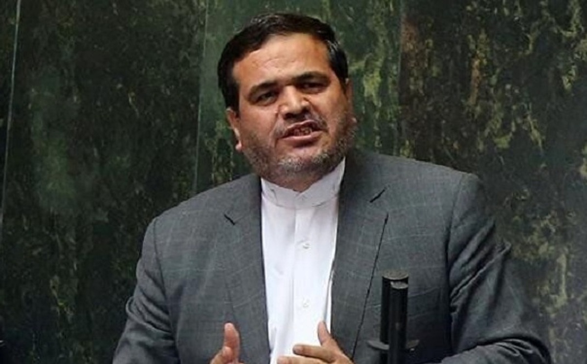 رشیدی کوچی کج فهم است!