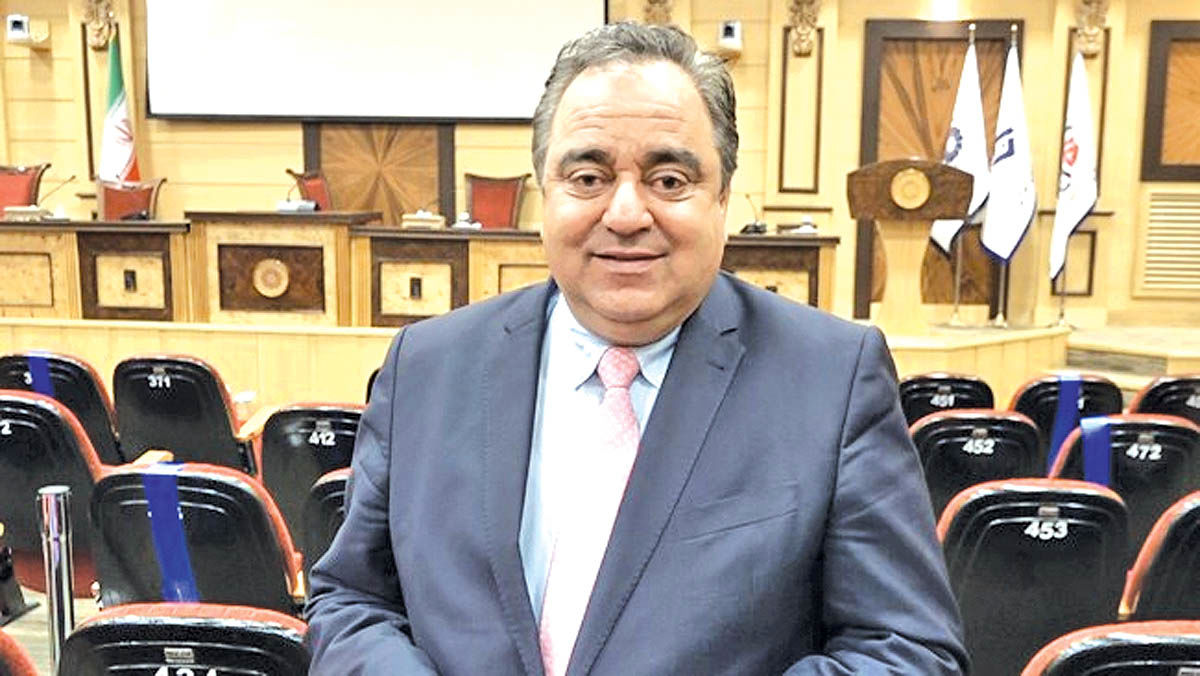 در تعطیلی پنجشنبه‌ها دولت فقط خود را در نظر گرفته است / در دنیا فقط جیبوتی پنجشنبه‌ها تعطیل است!
