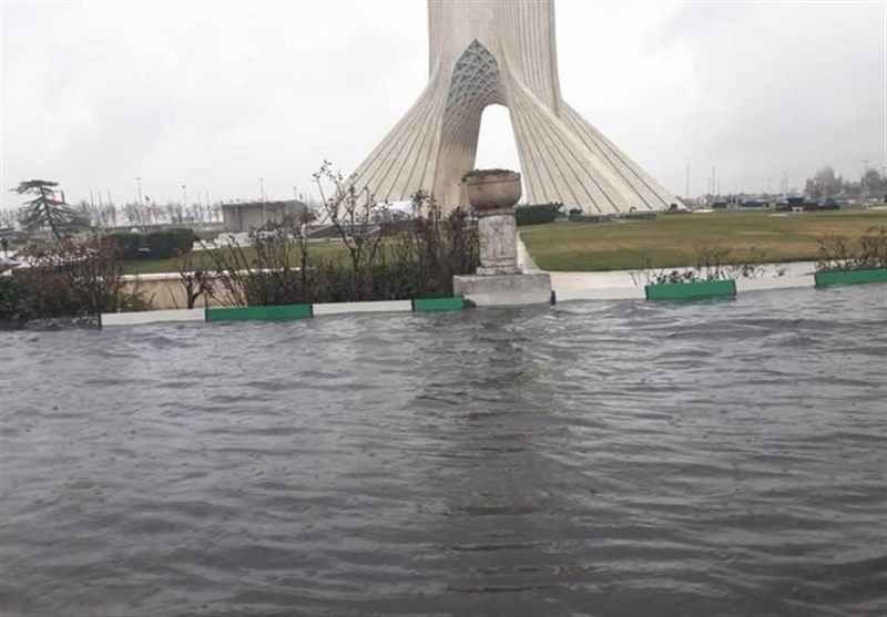 خداوند نياورد آن روزي را كه تهران سیل بیاید!