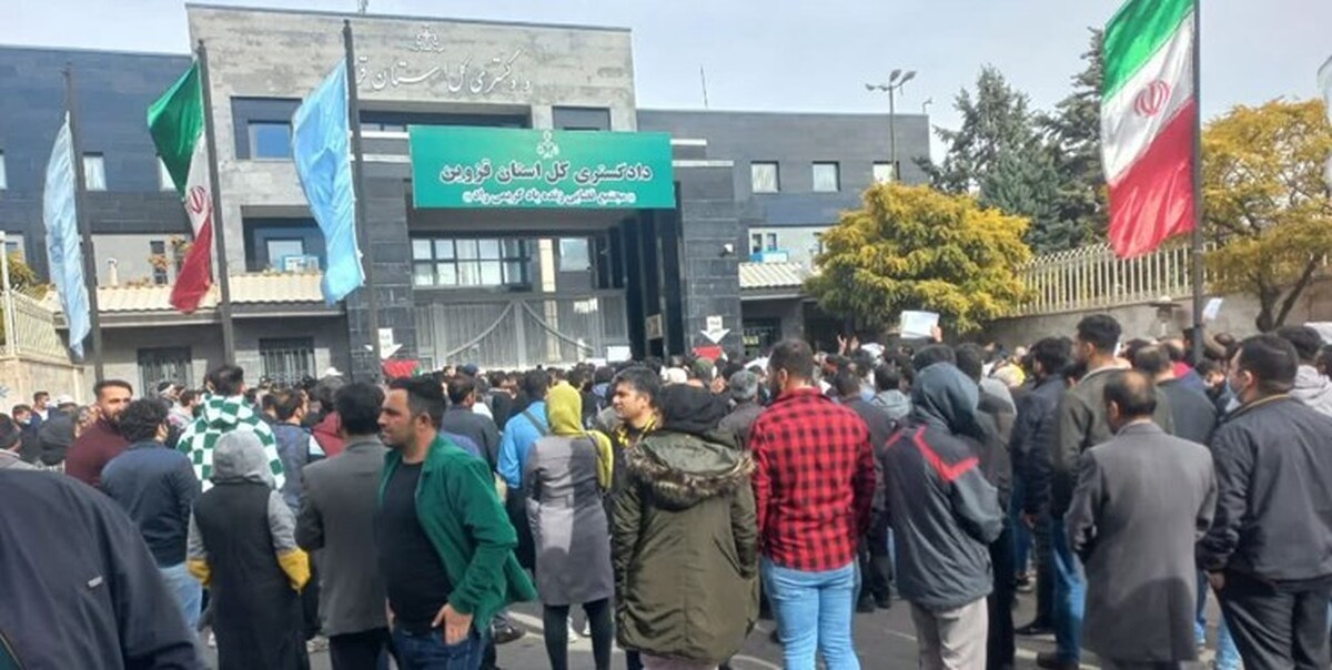 مالباختگان خودرویی در کف خیابان! / با سیاست‌گذاری یک شبه دولت مردم مالباخته شدند