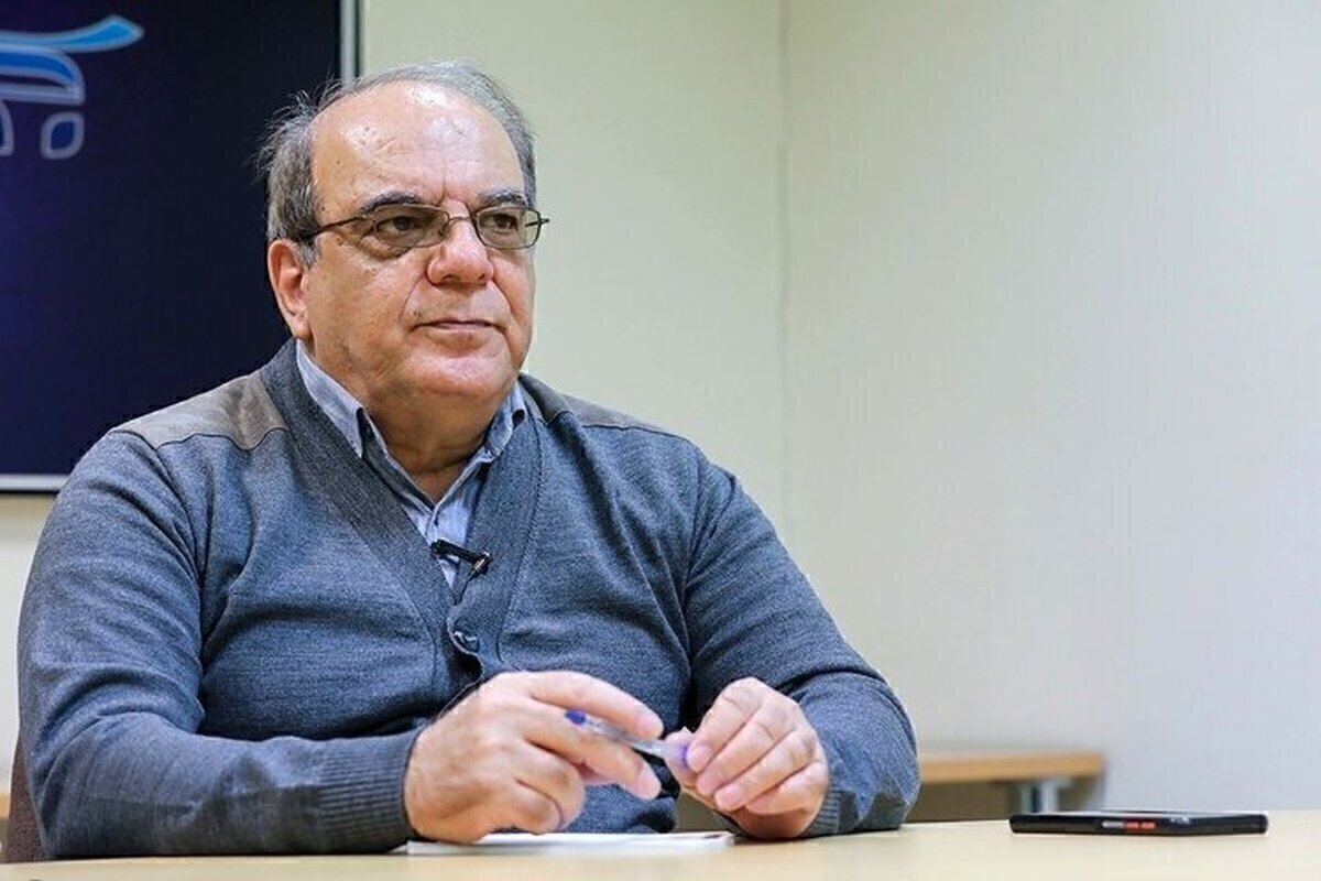 اصولگرایان نمی‌دانستند ظریف مانند ماری زخم‌خورده است! / اگر فقط قالیباف و جلیلی در انتخابات رقابت می کردند 70 درصد مردم رای نمی دادند!