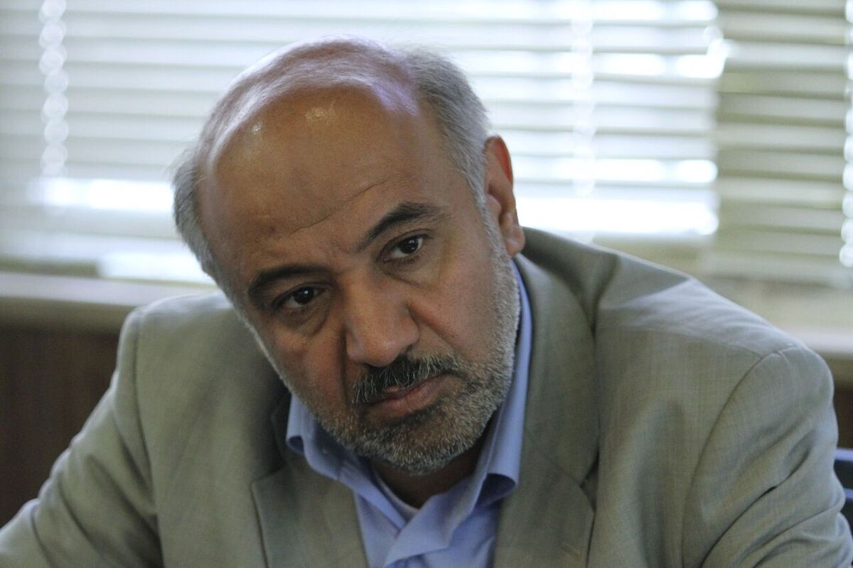 جریمه ۳۷ همتی برای بازنشستگان و مهدی مسکنی در خواب! / آقای وزیر! بازنشستگان اصلی‌ترین سهامداران فولاد اکسین هستند