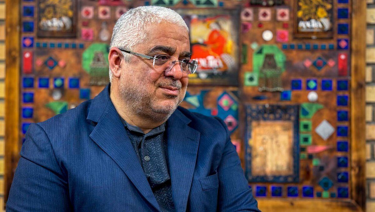 پزشکیان جراح قلب است و مسلمان‌تر از همه درآمد / تندروها از همه چیز می‌گذرند حتی از رهبری!