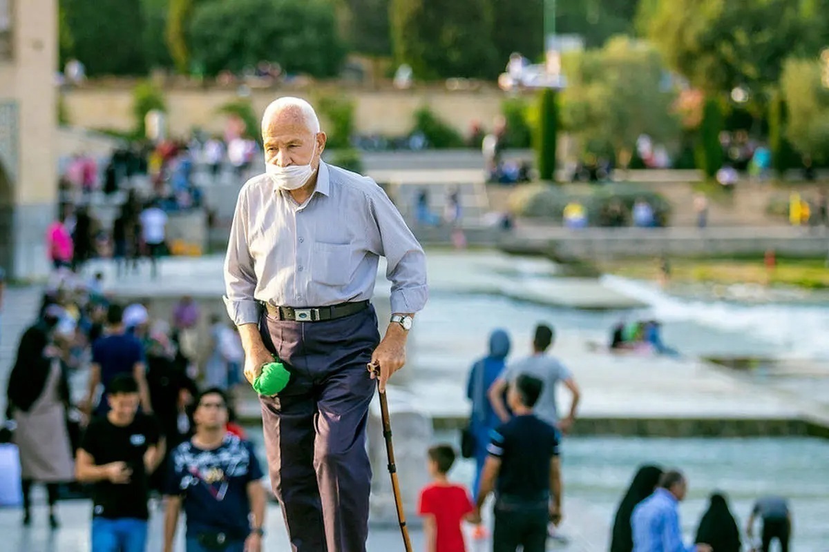 خساست دولت ها در حق بازنشستگان / چرا پول بازنشسته‌ها را نمی‌دهند؟