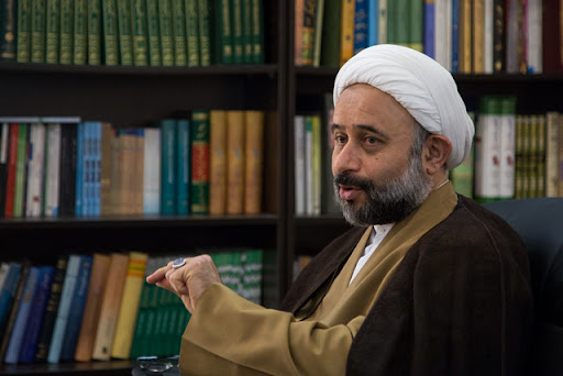 سر لوله نفت در جیب آخوندهاست؟ / نقویان: روحانیت دیگر صدای مردم نیست!