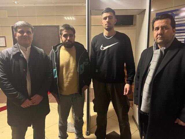 وحشیگری پلیس روسیه برابر دانشجویان ایرانی / چرا صدای سینه چاکان پوتین در نمی آید؟! + فیلم