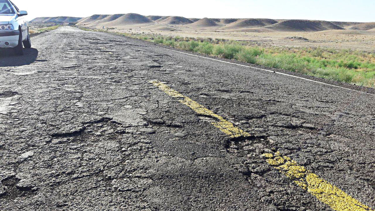 وضعیت اسفناک جاده های کشور با وجود درآمد 1000 میلیارد تومانی از عوارض جاده ای!