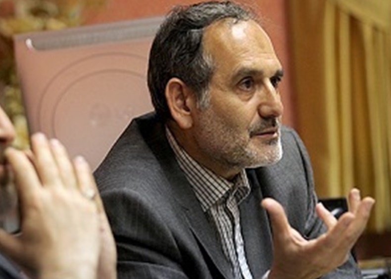کل ایران و اقتصاد کشور را تعطیل کرده‌اند که مردم گاز و برق مصرف نکنند / مدیران نجومی بگیر نمی‌توانند فرمان صرفه جویی به مردم دهند!