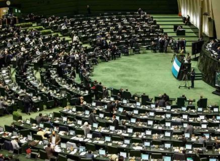 نمایندگان ملت برابر ملت! / 136 نماینده خواهان ادامه فیلترینگ شدند