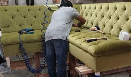 واحدهای تولیدی مبلمان در آستانه ورشکستگی / زند: مردم حتی قید تعمیرات مبلمان را هم زده اند!