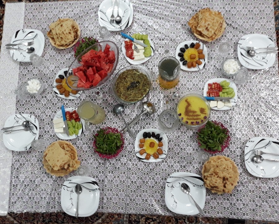 تورم عجیب و غریب در بازار ماه رمضان ۱۴۰۳ / یک سفره افطاری ساده برای روزه داران چقدر آب می خورد؟