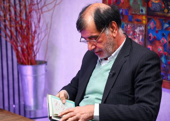 به پزشکیان گفتم من کباب نخوردم ولی بوی کباب را می‌فهمم! / دولت سایه به دنبال این نباشد که دولت پزشکیان را سرنگون کند؛ این خیانت است