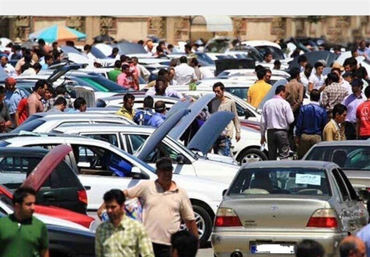 “رانت قیمتی” بلای جان بازار خودرو / قیمت خودروی کارکرده از قیمت کارخانه جلو زد