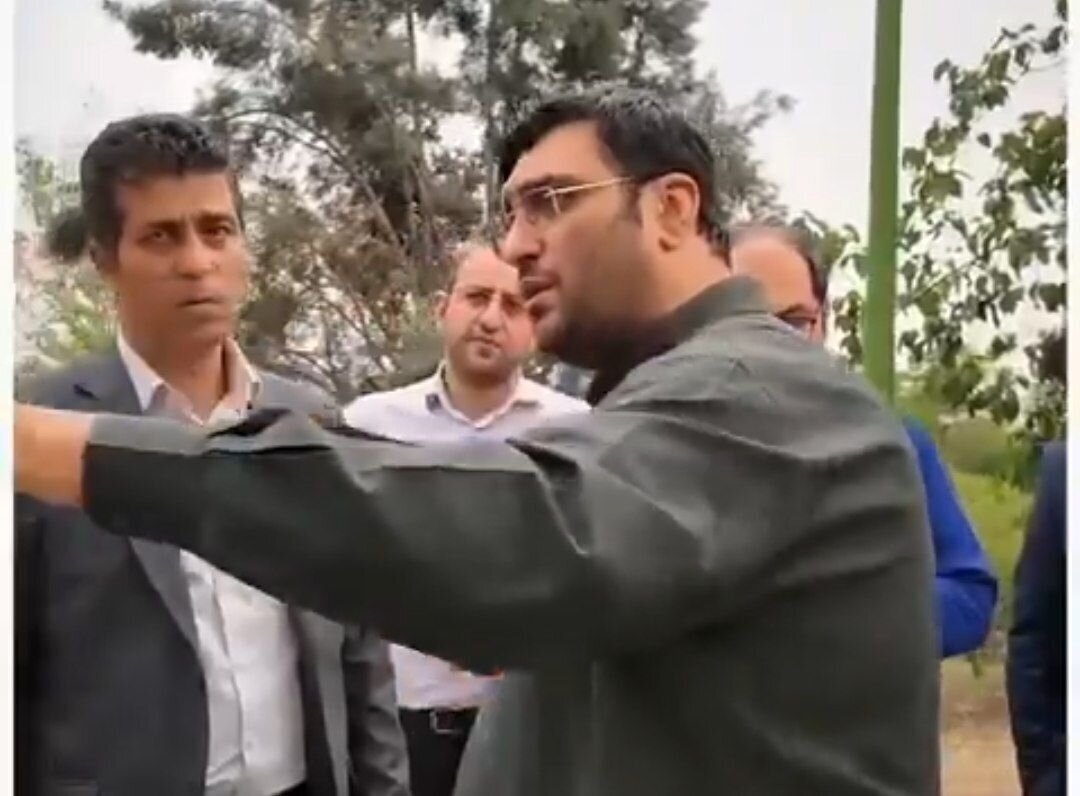 سرکشی یا نمایش تبلیغاتی؟ / شهرداری که دلش می خواهد سوپرمن باشد / دوره نظارت های رضاشاهی گذشته!