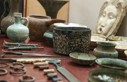 قاچاق آثار تاریخی از ایران؛ راحت تر از آب خوردن! + ویدئو