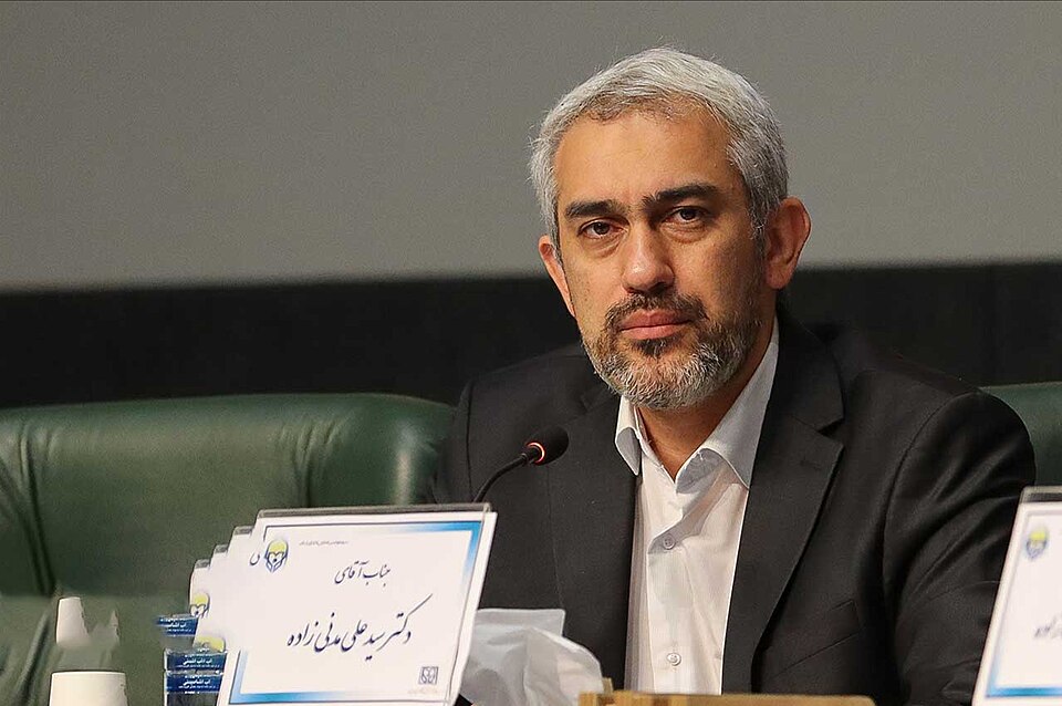شوک دولت به مجلس / مدنی زاده وزیر اقتصاد می شود؟
