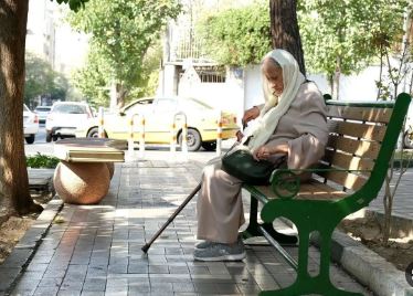 ارزش ریالی معوقات بازنشستگان تامین اجتماعی نصف شد اما هنوز خبری از پرداخت آن نیست / رضایی: این حق الناس است