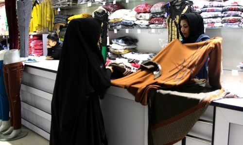 استثمار نیروی کارِ ضعیف‌مانده‌ با «اضافه‌کاری اجباری» / کارفرمایان خطاب به کارگران: باید تارگت بزنید وگرنه خبری از تعطیلی و استراحت نیست!
