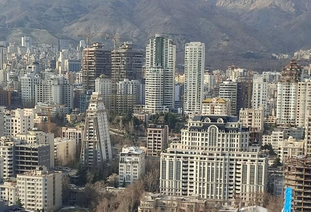 زمین‌های مرغوب بالاشهر برای آقازاده ها، حسرت داشتن یک متر سرپناه برای کارگران