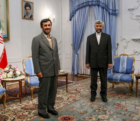 چرا جلیلی و احمدی‌نژاد هوس مناظره کردند؟ / جعفرزاده ایمن آبادی: بس کنید؛ مردم حوصله این بچه‌بازی‌ها را ندارند
