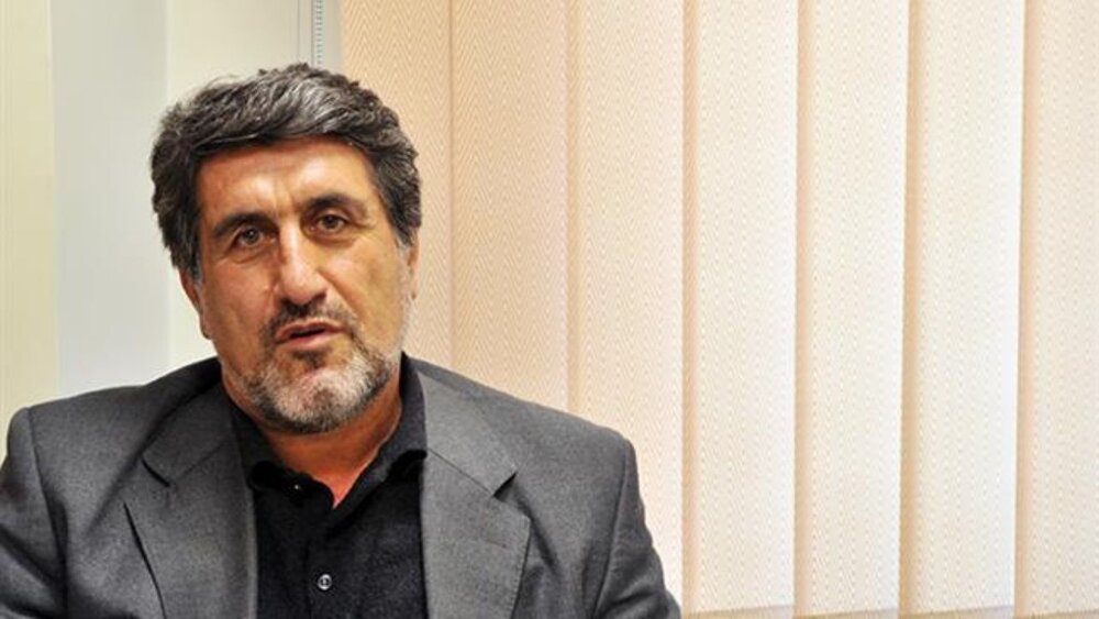 جز ۱۰ میلیون نفر، همه مردم، به‌سختی امروز و فردا می‌کنند / شاخص رشد اقتصادی در وضعیت بسیار بدی قرار گرفته است