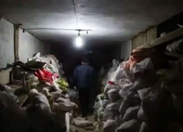 در تهران حتی یک فرغون خاک جابه‌جا شود، شهرداری با آن برخورد می‌کند آن وقت چگونه متوجه حفاری تونل نشده‌اند؟