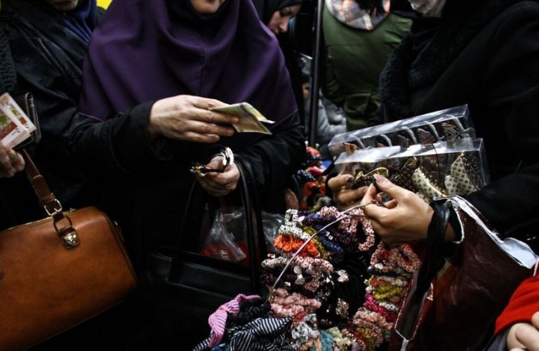 مترو، آخرین ایستگاه معیشت نابینایان!