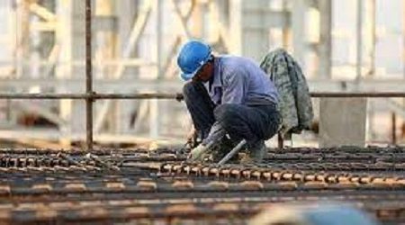 دولت شانه خالی کرد و بار را بر دوش کارگران انداخت!