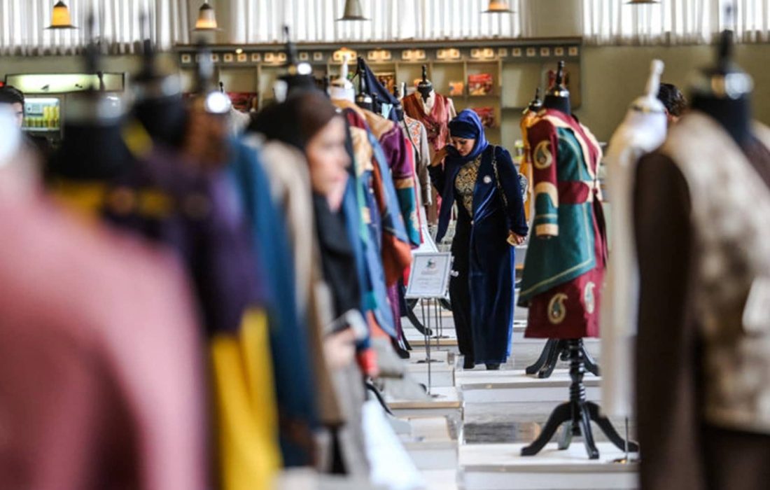 طبقه متوسط هم رو به خرید پوشاک تاناکورا آورد