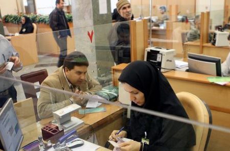 چرا بعضی بانکها نرخ جدید 30 درصدی سود بانکی را به تعویق می اندازند؟