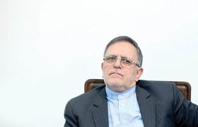 بازار ارز آشفته و بلاتکلیف است