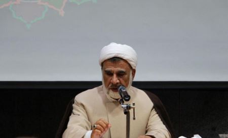 آقای علم الهدی! کاش متوجه لوازم سخنان خود می‌شدی! / آقای علم الهدی و صدیقی مردم را به روحانیت بدبین کرده اند