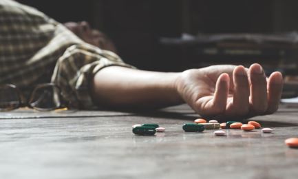 جهش نگران‌کننده خودکشی در ایران در ۱۰ سال اخیر / ادعای سازمان بهزیستی غلط است