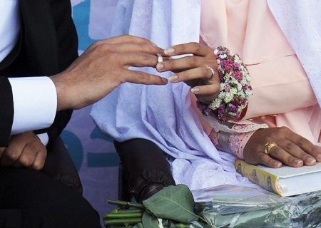 تغییر وام ازدواج در سال ۱۴۰۵؟ / صف وام ازدواج همچنان طولانی است