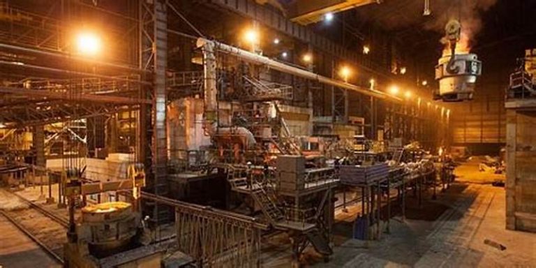 نسخه‌پیچی دو وزارتخانه برای تامین برق صنایع در تابستان