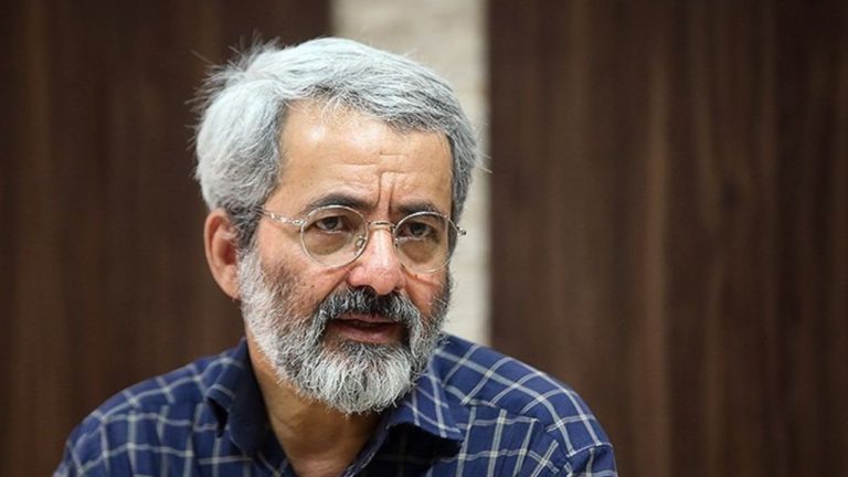 تندروها دنبال بهانه گرفتن از پزشکیان هستند / نمی‌توانیم گلخانه‌ای جامعه خودمان را اداره کنیم