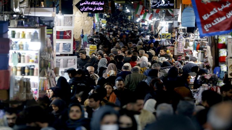 جمعیت ایران واقعا چند نفر است؟ / منابع برای ایرانیان کافی نیست، چه رسد به اتباع خارجی!