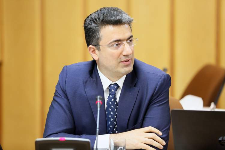 دولت سیزدهم هر بدی را بدتر کرد! / دولت پزشکیان در خوشبینانهترین حالت، فقط آهنگ بدترشدن شرایط را کند میکند