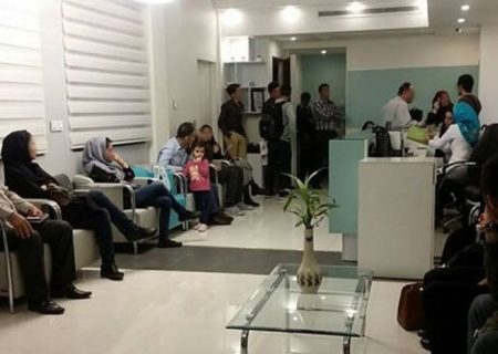 کاسبان سلامت / از پزشکان زیرمیزی بگیر تا دريافت اجباري ويزيت نقدي