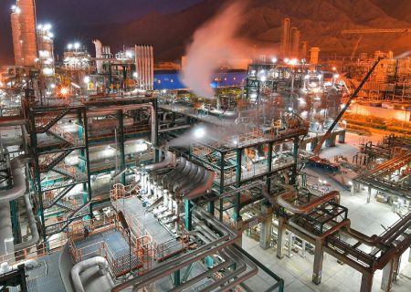 تبلیغ فردی از جیب شرکت‌های پتروشیمی! / ماجرای پیام های تبریک انتصاباتی چیست؟