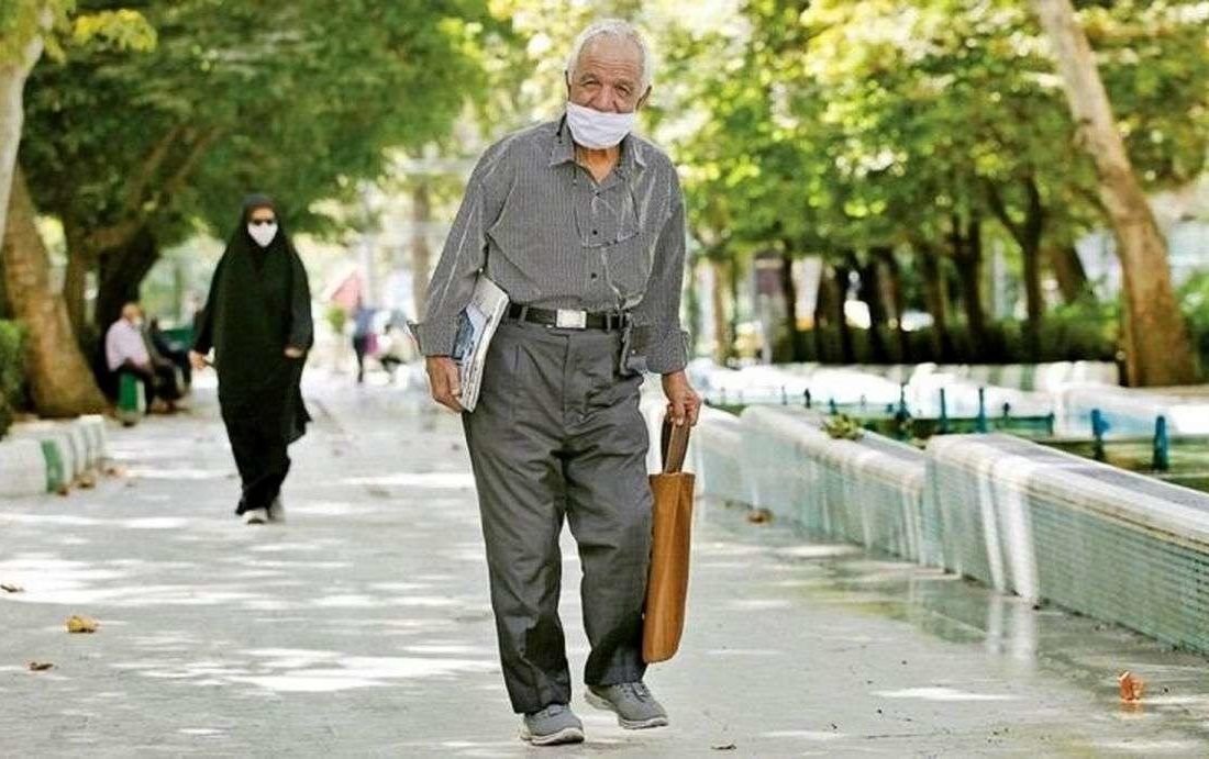 قالب کردن بیمه‌های «ابتر» به نام بیمه «اکمل» به بازنشستگان / یک فعال کارگری: مردم انقلاب نکردند که متولیان و خدمت‌گذاران به آنها بگویند «هرچه پول بدهید آش می‌خورید»!