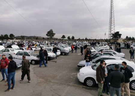 اتفاق عجیبی که فقط در بازار خودروی ایران رخ می دهد / خودروهای کارکرده گرانتر از خودروهای صفر هستند!