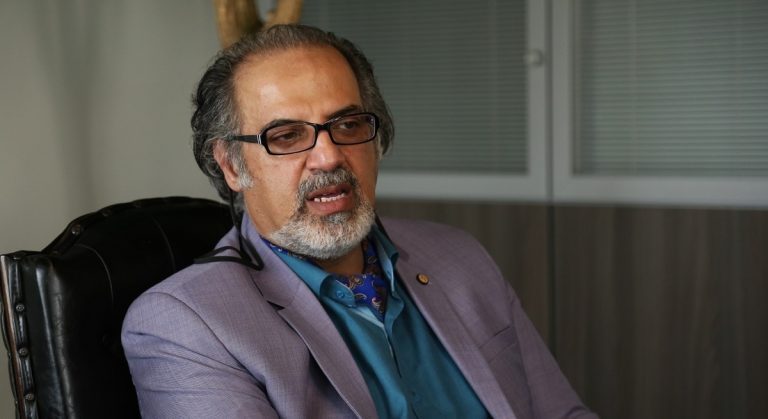 آمریکایی‌ها خودشان می‌دانند با خودشان چند چند هستند، این ایران است که بلاتکلیف است! / اسرائیل با ایران وارد جنگ مینیاتوری شده است